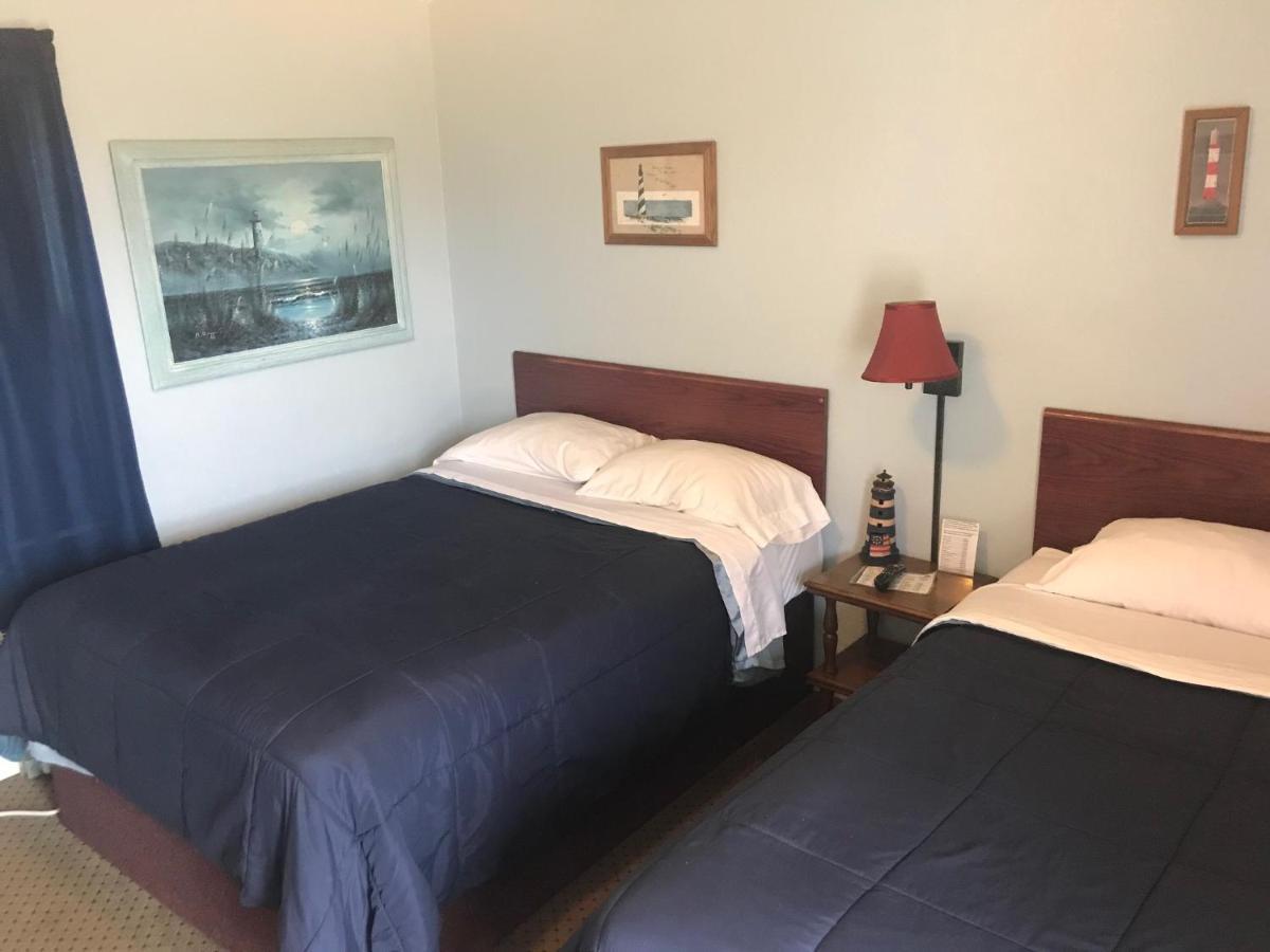 Highland Court Motel Фермонт Екстер'єр фото