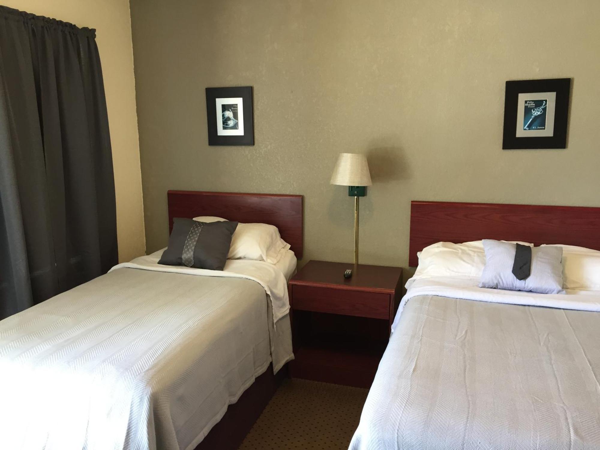 Highland Court Motel Фермонт Номер фото